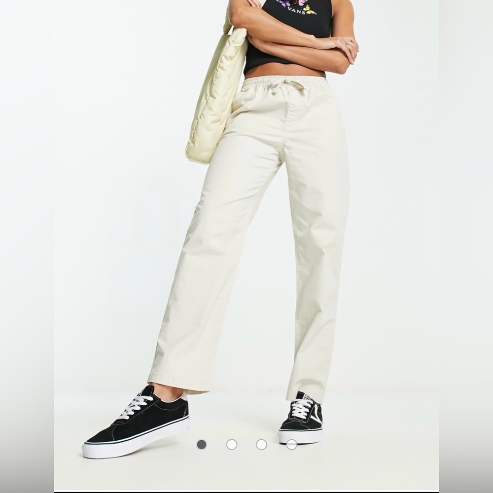 Vans Relaxed Fit Khaki Pants with Elastic Waist and Drawstring Size M